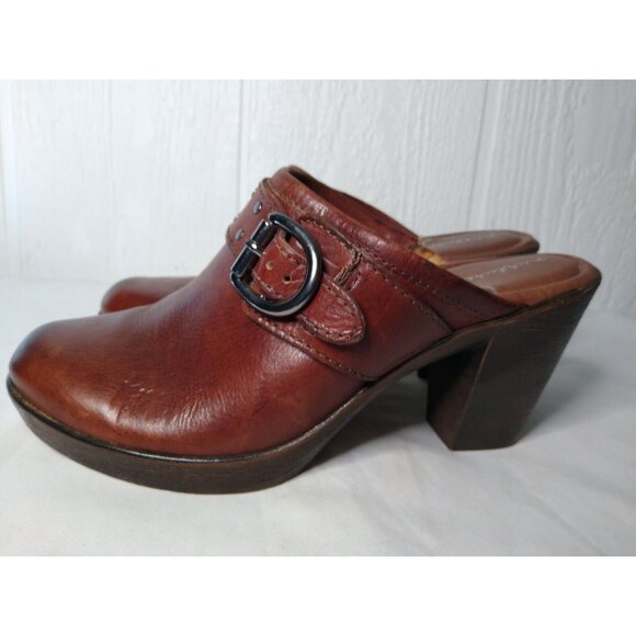 Nurture Prairie Clog Heels Women's 9 M Shoes Brown Leather Mules Metal Studs - Picture 3 of 10